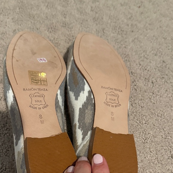 Ramon Tenza Women's Geometric Loafers - Cream, Brown, and Gray - Picture 3 of 3